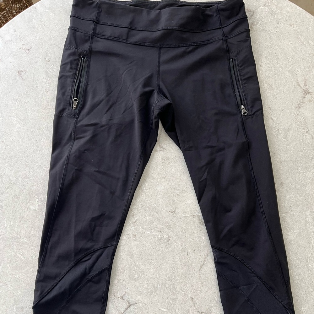Black lulu lemon leggings size 10